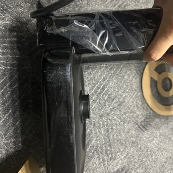 Karaca Çaycı Seti Kirli Ve Hasarlı Şekilde Döndü