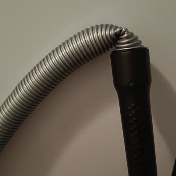 Fakir Ev Aletleri Kırılan Hortum Ve Takılan Başlık Nedeniyle Garanti İadesi Talebi