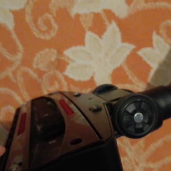 Fakir Ev Aletleri Kırılan Hortum Ve Takılan Başlık Nedeniyle Garanti İadesi Talebi