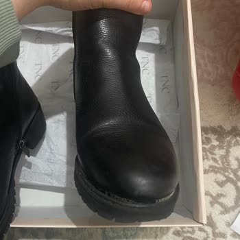 Tamer Tanca Mağazasında Botun Tadilatı Sonrası Mağduriyet Ve Değişim İsteği