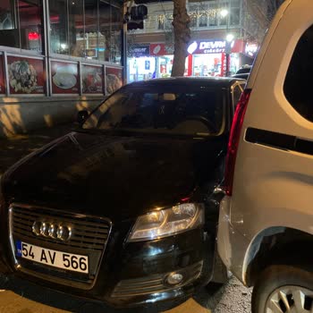 Sigorta Şirketi Araç Çarpması Sonrası Onay Bekleyişi Cevapsız