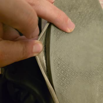 Tommy Hilfiger Ayakkabısının Tabanındaki Yapışkan Ayrılması Üretim Hatası Olarak Değerlendirilmeli