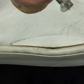 FLO'dan Aldığım Sneaker Ayakkabıda Açılmalar Ve Destek Reddi