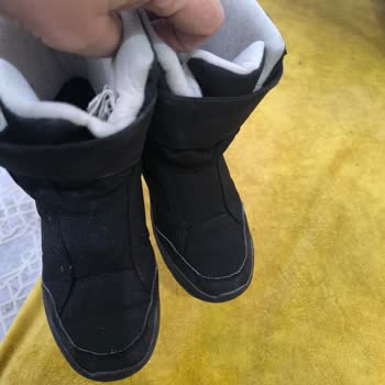 Su Geçirmez Çocuk Botu Su Alıyor, Ayıplı Ürün