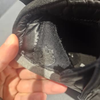 Deichmann Botunda Kısa Kullanım Süresinde Deri Hasarı Ve Haksız İnceleme Sonucu