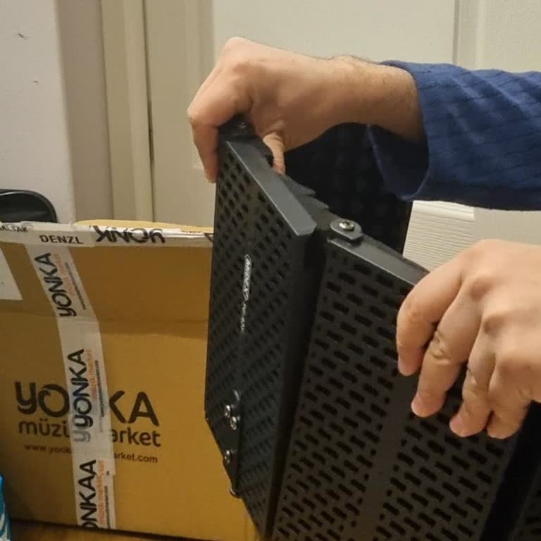 Teslimat Gecikmesi Ve Kırık Ürün Tekrarı Güvenimi Sarsıyor