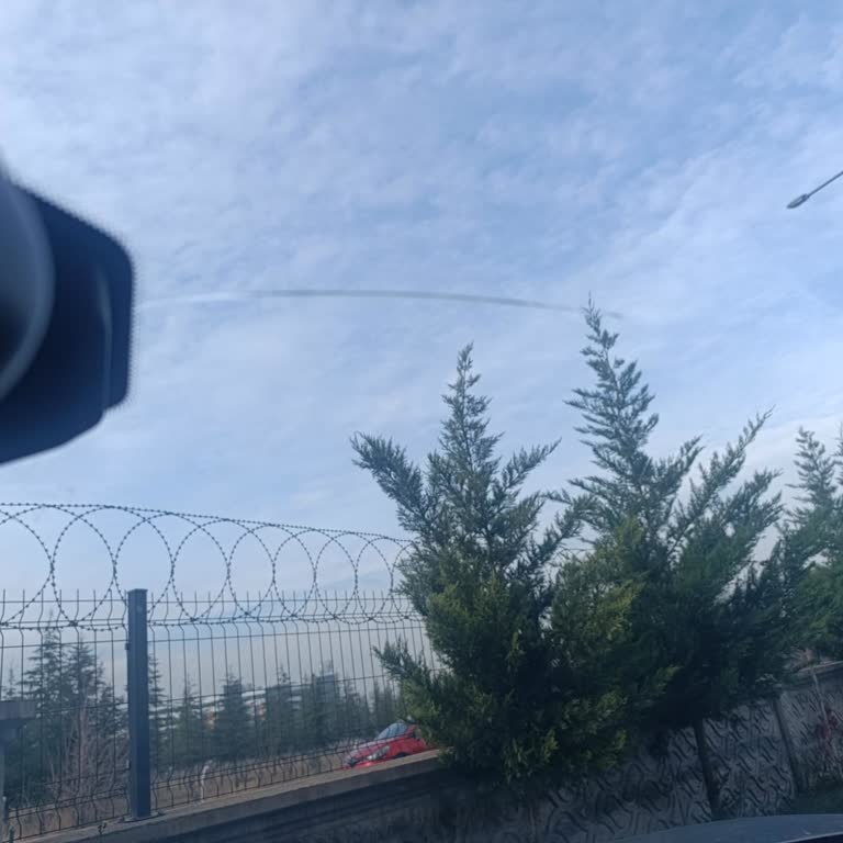 Ray Sigorta’nın Anlaşmalı Servisi Cam Değişimini Bir Yılda Tamamlayamıyor