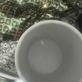 Casvaa More Than Coffee Kutunun İçinden Kıl Çıktı!