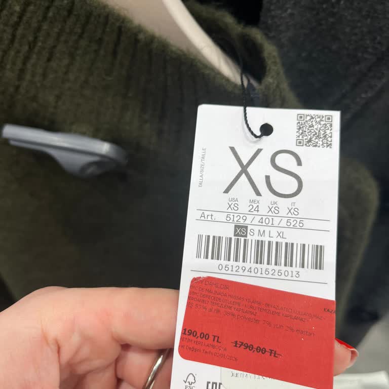 Stradivarius Akasya AVM Mağazasında Etiket Fiyatı İhlali Ve Müdürün Kırıcı Üslubu