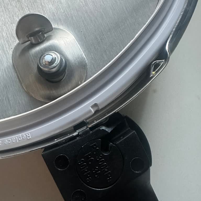 Trendyol Onur Market Grup'tan Fissler Düdüklü Tencere Kapağı Kırıldı, İade Reddi