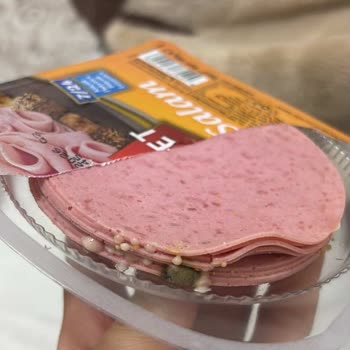 Küflü Hindi Salam Ürünü Sağlık Endişesi Yaratıyor