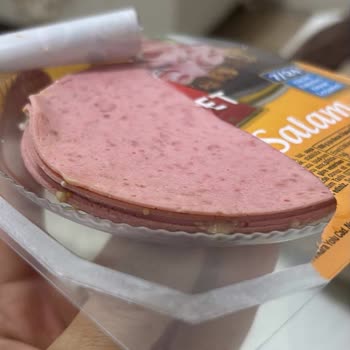 Küflü Hindi Salam Ürünü Sağlık Endişesi Yaratıyor