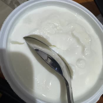 Bozulmuş Sek Protein Quark Paketi Ve Yetersiz Telafi