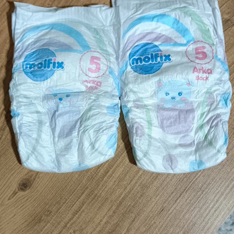 Molfix 5 Numaralı Bebek Bezlerinde Küçük Ebat Ve Sızdırma Problemi