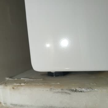 Arçelik 9100 M Çamaşır Makinesi Su Kaçırıyor, Değişim İstiyorum