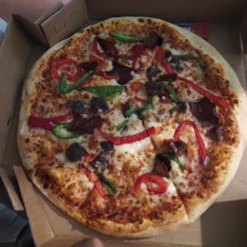 Soğuk Pizza Ve Eksik Soslar İçin Tam Ücret İadesi