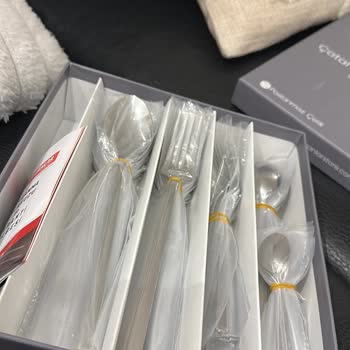 Gümrük Polisinin Bıçağı Alması Ve Valizde Bulunmaması