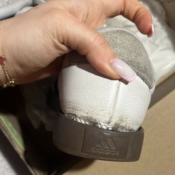 Adidas Spezial Ayakkabısının Topuk Açılması Ve Değişim Talebi