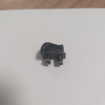 FLO Botunda Bağcık Kancası Kısa Sürede Koptu Değişim Ve İade Talebi