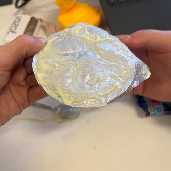 Sek Quark'ta Sert Siyah Yabancı Madde Bulunması