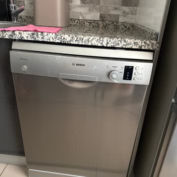 Bosch Silenceplus Bulaşık Makinesinde Panel Boya Atması Ve Leke Şikâyeti