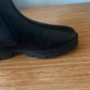 Boyner'den Gelen Hasarlı Ve Kullanılmış Görünen Tommy Hilfiger Bot Şikayeti