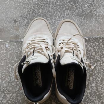 Skechers 232646 WBK Ayakkabısının Tabanı Hızla Soyuldu, Değişim Ve İade Talebi