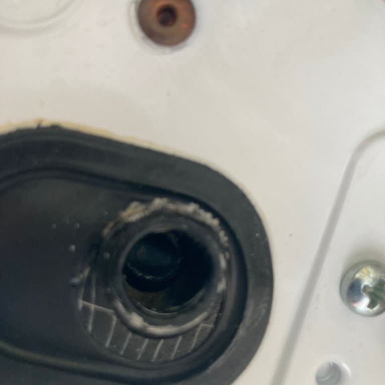 Daikin Yağmur Suyundan Kaynaklanan Kombi Arızası Ve 9 Bin Tl Ücret Talebi