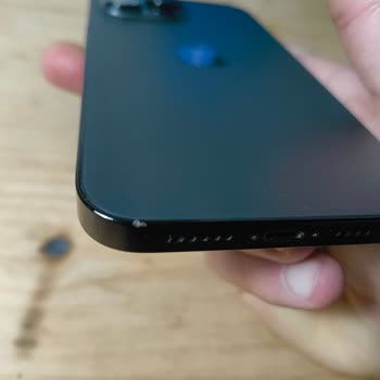 Şarj Problemi Ve Haksız Çizik İddiası Nedeniyle Telefon İadesi Reddedildi