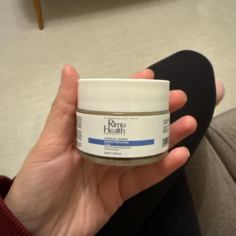 Hyaluronic Acid Kreminde Şiddetli Yanma Ve Kızarıklık: İade Ve İnceleme Talebi