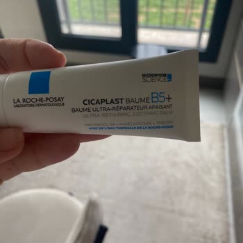 Cicaplast Baume B5 Kremi Bozuk, Yüzde Soyuluyor Ve İade Talebi