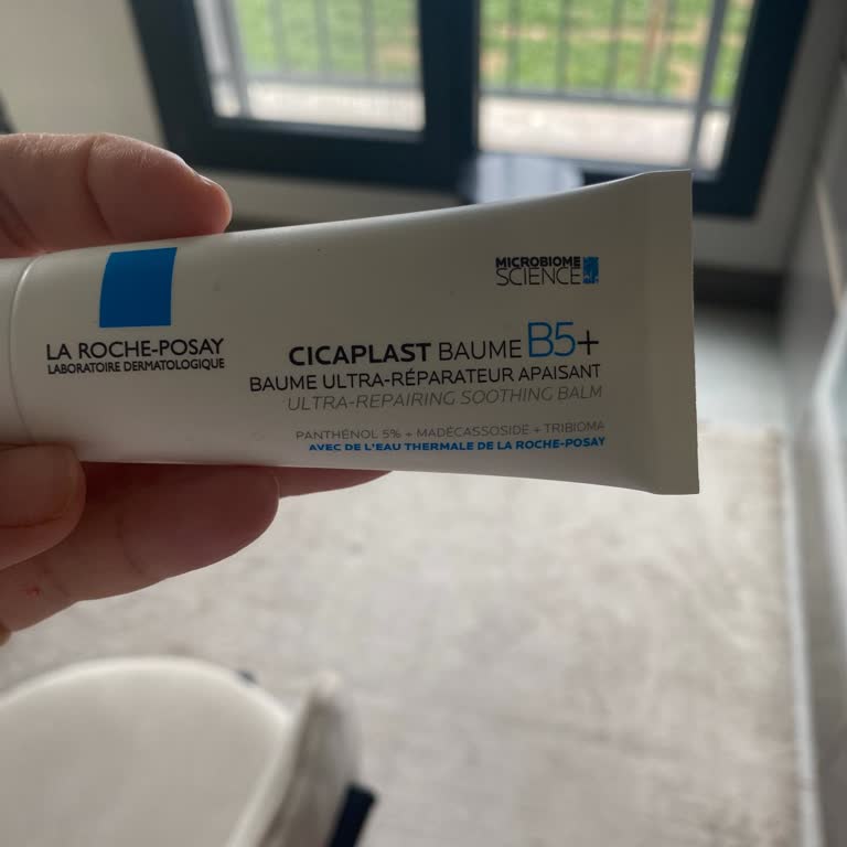 Cicaplast Baume B5 Kremi Bozuk, Yüzde Soyuluyor Ve İade Talebi