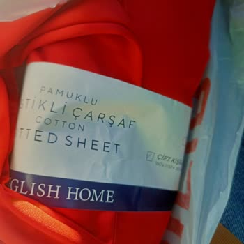 Çift Kişilik Çarşaf Tek Kişilik Çıktı, Mağaza Değişimi Reddetti