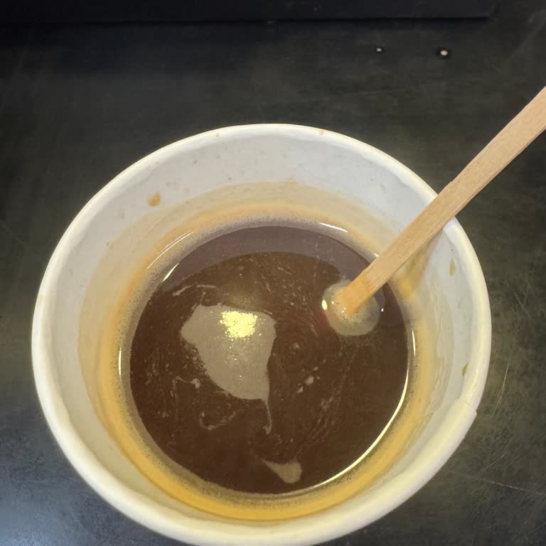 Opet Süt Ve Şeker Yok Nescafe Otomatı 90 TL’lik Ödeme İçin İade Bekliyor