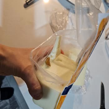 A101 Tarabya Kaşar Peynirinde Yabancı Madde Şikayeti