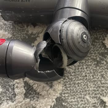 Dyson V10 Süpürge Motor Ve Temizlik Başlığı Arızaları İçin Ücretsiz Parça Talebi