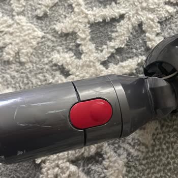 Dyson V10 Süpürge Motor Ve Temizlik Başlığı Arızaları İçin Ücretsiz Parça Talebi