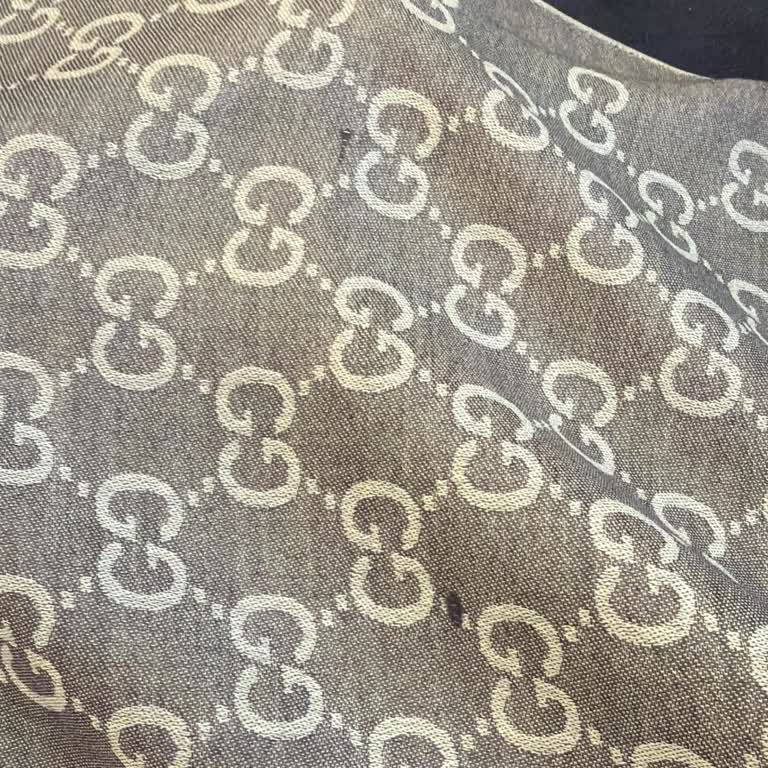 Estella Butiq Defolu Gucci Şal Ve Satıcının Değişim Reddine Karşı Şikayet