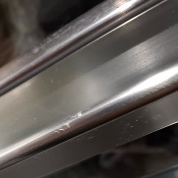 İç Aksamı Çabuk Çizilen Siemens Buzdolabında Çözüm İçin Müşteri Hizmetine Ulaşım Sağlanamıyor!