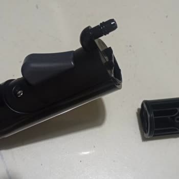 Kırılan Su Püskürtme Başlığı Ve Uzun Süreli Parça Teslimatı