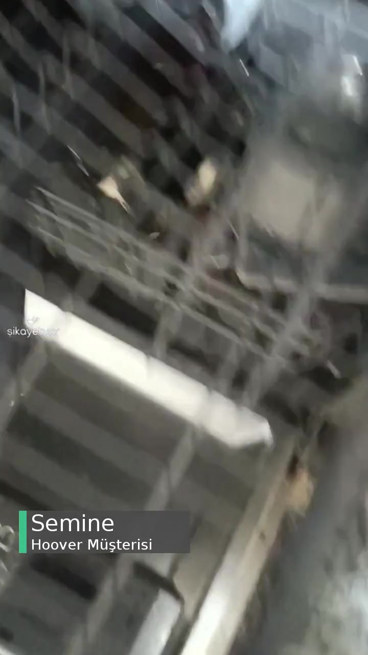 Hoover Kötü Yıkayan Bir Makine Markası, Hiçbir Çözümü Yok! videonun kapak resmi