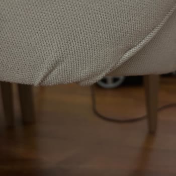 Koltuk Ve Yemek Odası Takımında Çoklu Kusurlar, Tam İade Talebi