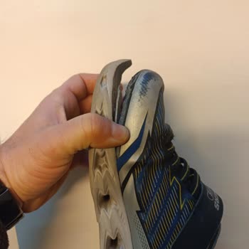 Skechers Çocuk Ayakkabısının Tabanı Kısa Sürede Ayrıldı, Değişim Reddi