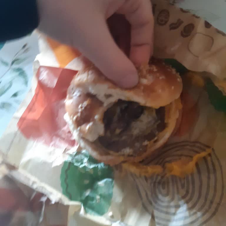 Erzurum Yakutiye MNG AVM Burger King Şubesinde Sipariş Hataları Tekrarlanıyor