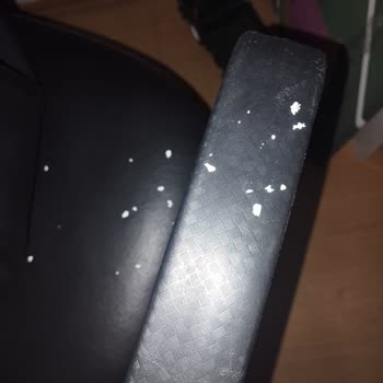 Desodorante Dove Eventone con fuga y envase defectuoso