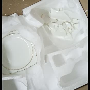 Gallery Crystal Kırık Gelen Tabaklar Ve Renk Uyumsuzluğu: Mağazada Çelişkili Ve Cevapsız Hizmet!