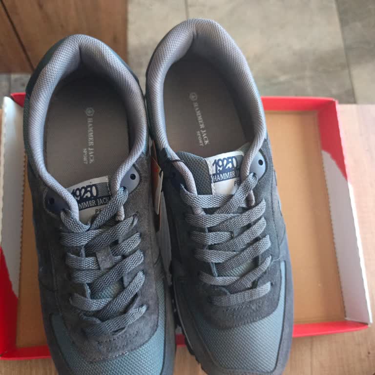 Yanlış Renk Gönderimi Ve Müşteri Hizmetleri İlgisizliği Nedeniyle Geri Ödeme Talebi