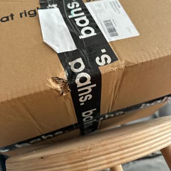 Hasarlı Koli Ve Kırılmış Noodle’lar İçin Şikayet