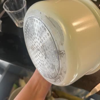 Karaca Züccaciye Crystal Almond Serisi Kağıt Gibi Dayanıksız Çıktı