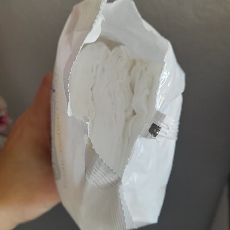 Patlayan Ambalaj Bebek Mendilleri Hijyen Ve Kullanım Sorunu Yaratıyor